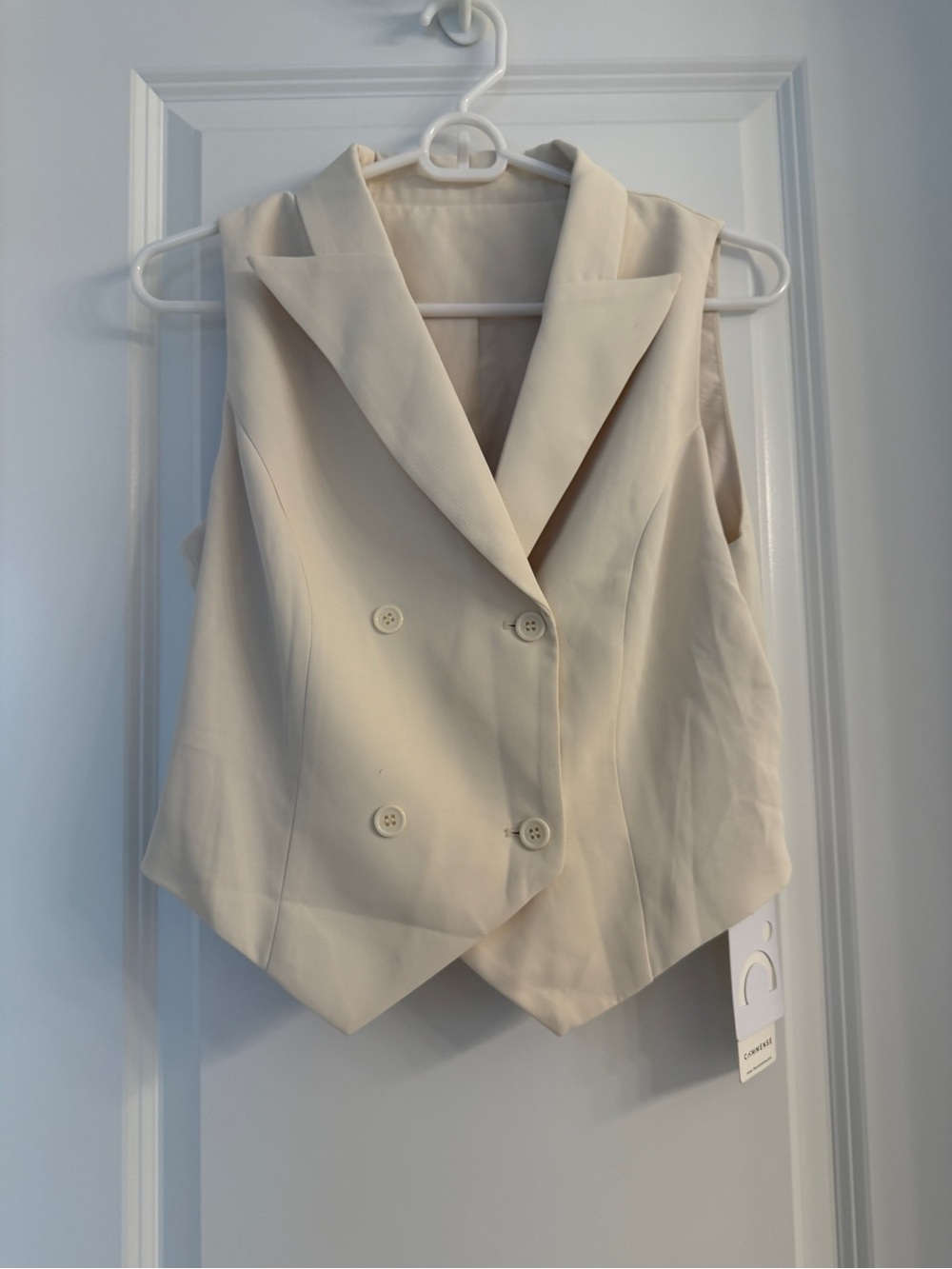 Commense Double-Breasted Sleeveless Vest in Cream